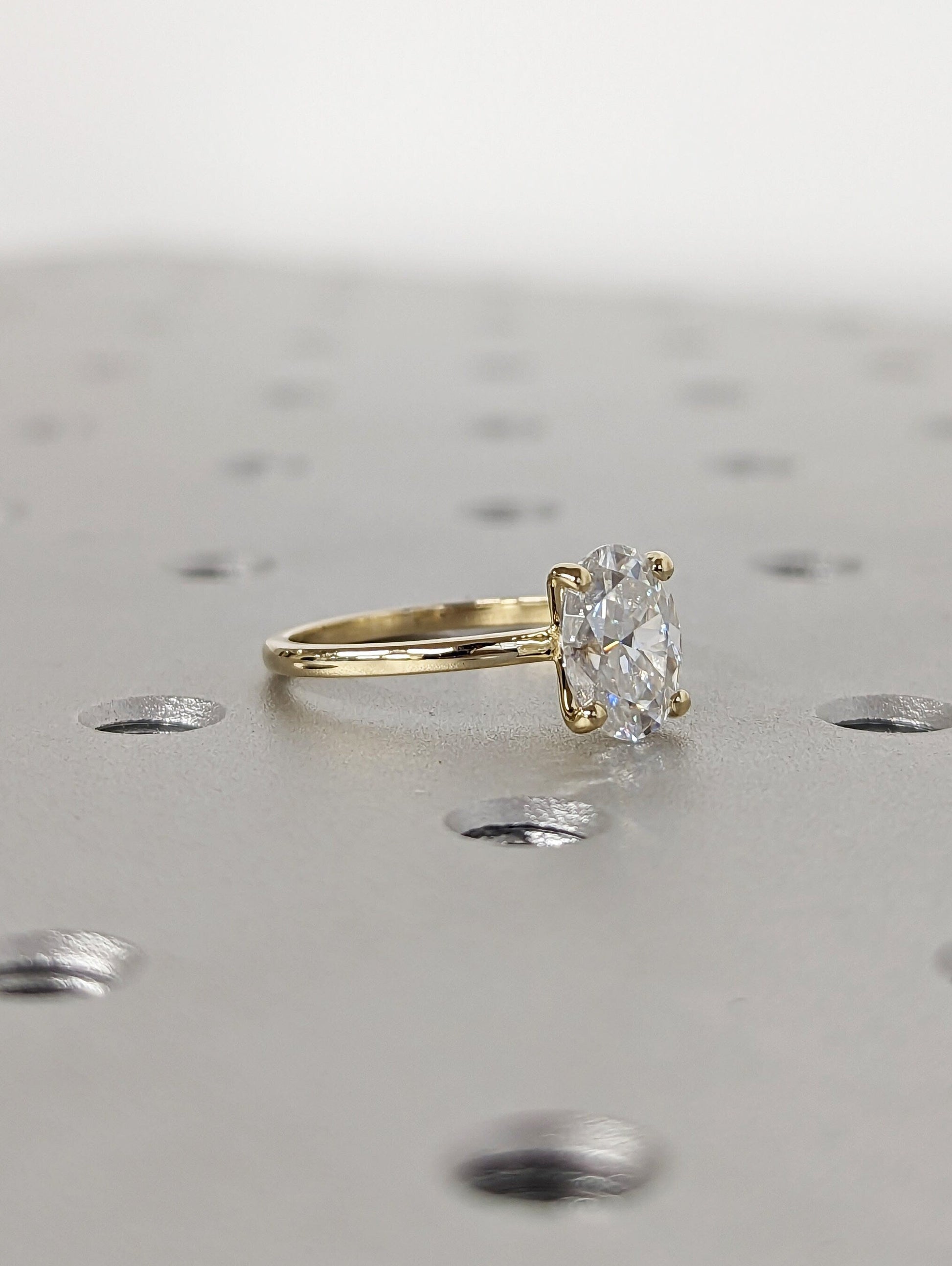 1.2 CT Round Solitaire Moissanite Engagement Ring