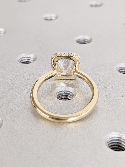 1.2 CT Round Solitaire Moissanite Engagement Ring