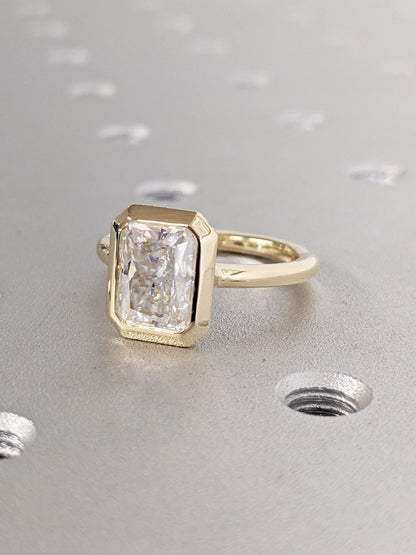 1.2 CT Round Solitaire Moissanite Engagement Ring