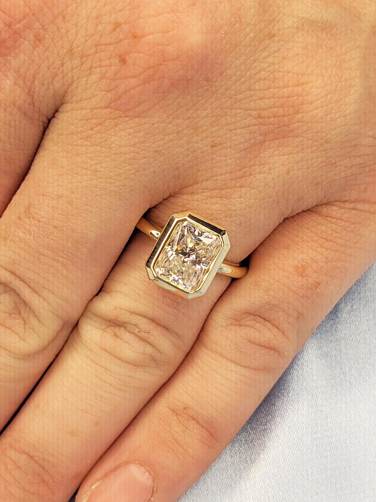 1.2 CT Round Solitaire Moissanite Engagement Ring