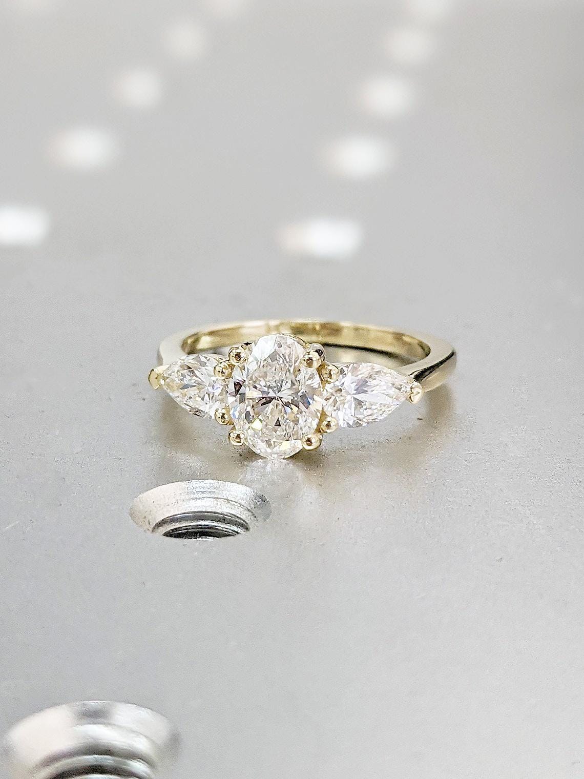 1.2 CT Round Solitaire Moissanite Engagement Ring