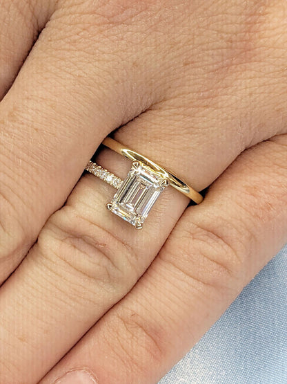1.2 CT Round Solitaire Moissanite Engagement Ring