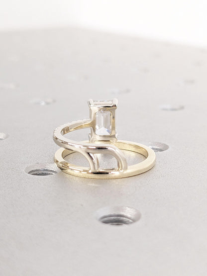 1.2 CT Round Solitaire Moissanite Engagement Ring