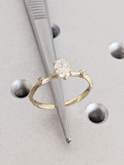 1.2 CT Round Solitaire Moissanite Engagement Ring