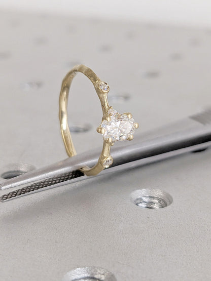 1.2 CT Round Solitaire Moissanite Engagement Ring