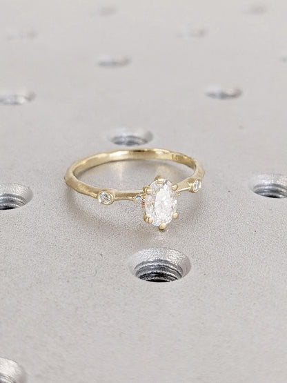 1.2 CT Round Solitaire Moissanite Engagement Ring