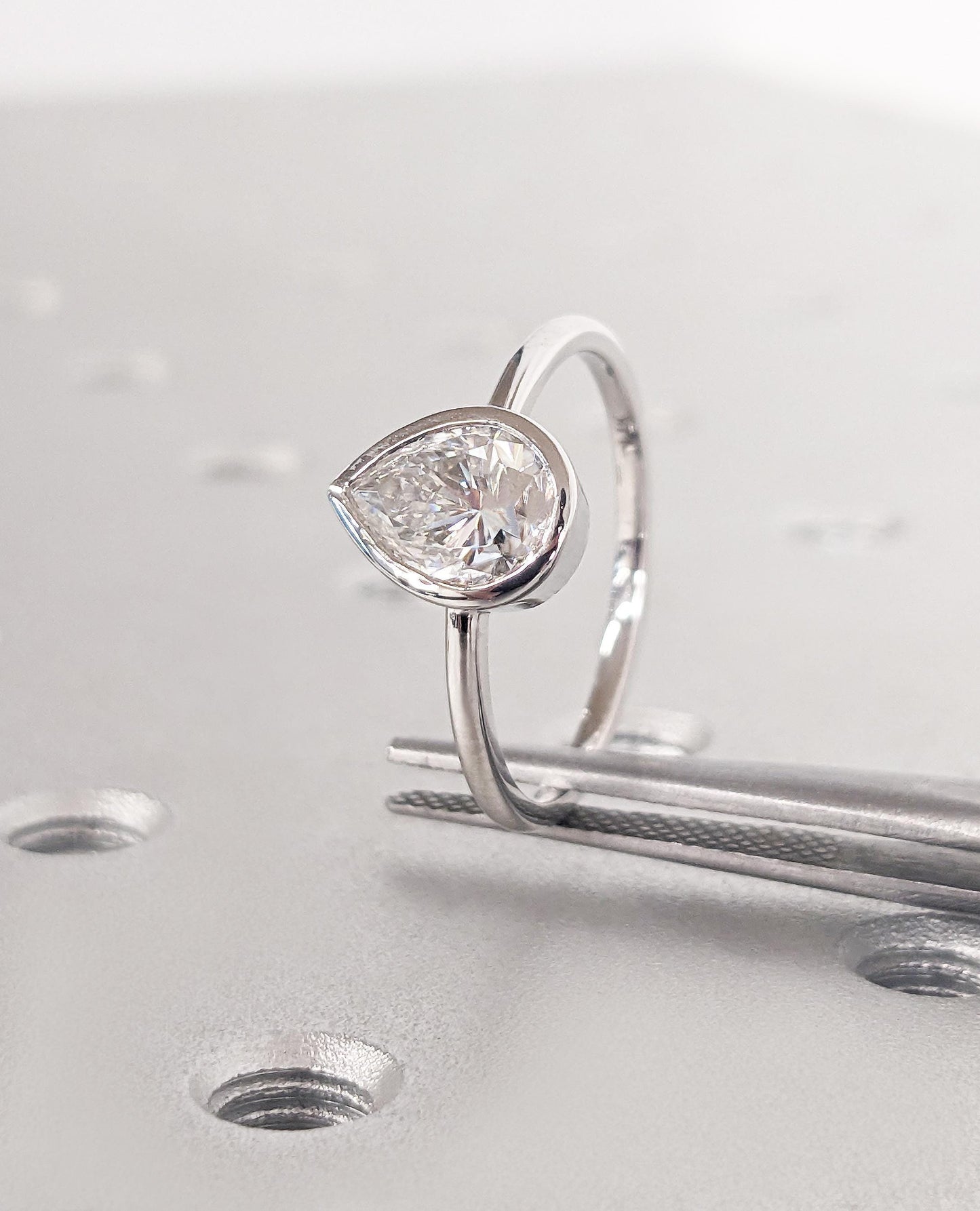 1.2 CT Round Solitaire Moissanite Engagement Ring