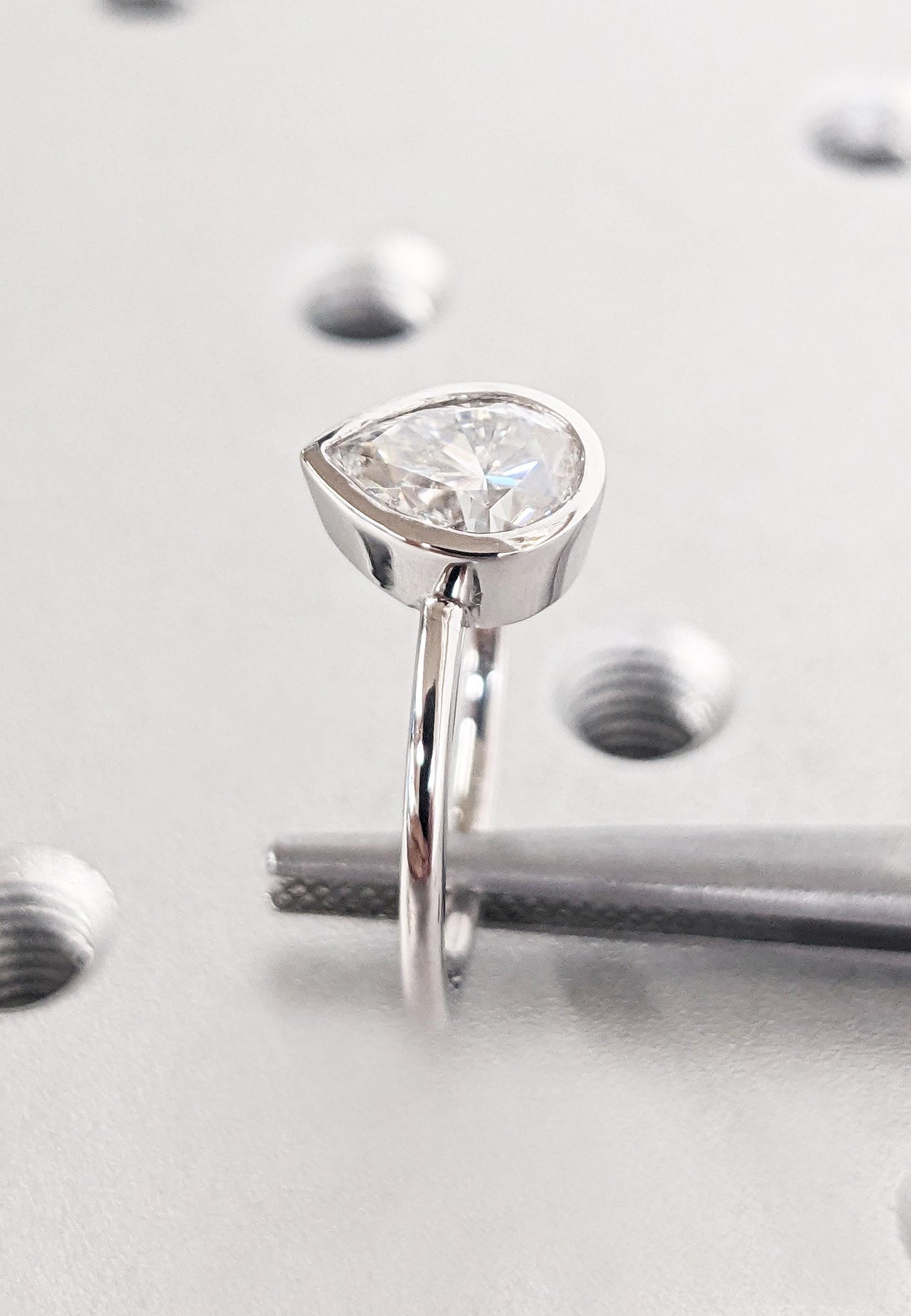 1.2 CT Round Solitaire Moissanite Engagement Ring