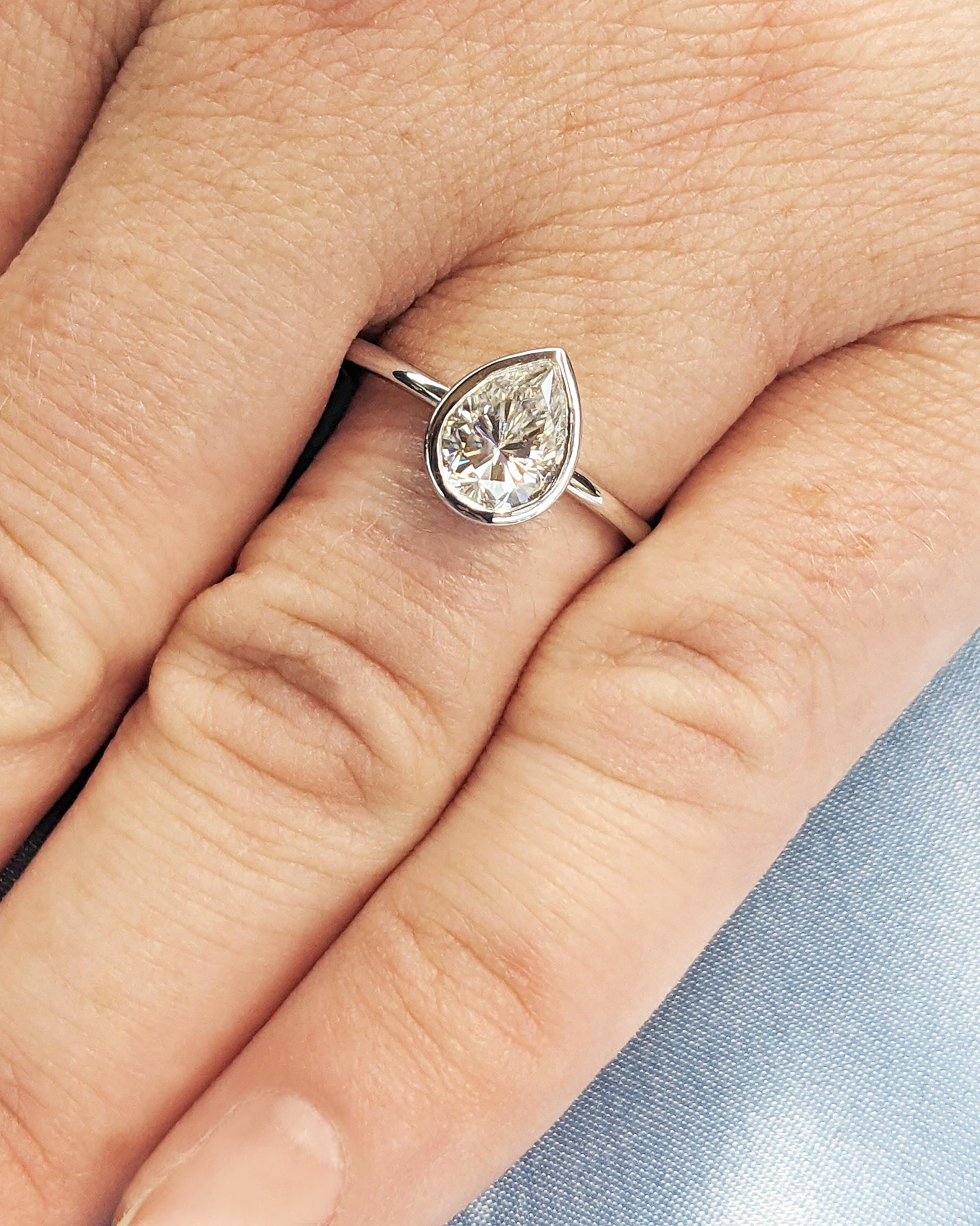 1.2 CT Round Solitaire Moissanite Engagement Ring