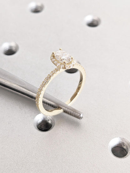 1.2 CT Round Solitaire Moissanite Engagement Ring