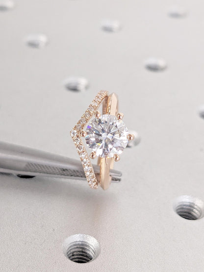 1.2 CT Round Solitaire Moissanite Engagement Ring