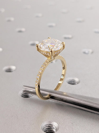 1.2 CT Round Solitaire Moissanite Engagement Ring