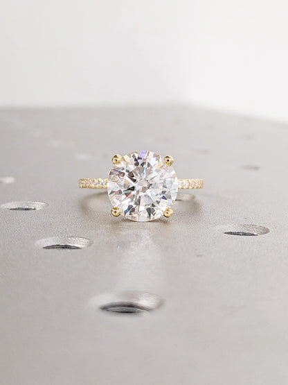 1.2 CT Round Solitaire Moissanite Engagement Ring