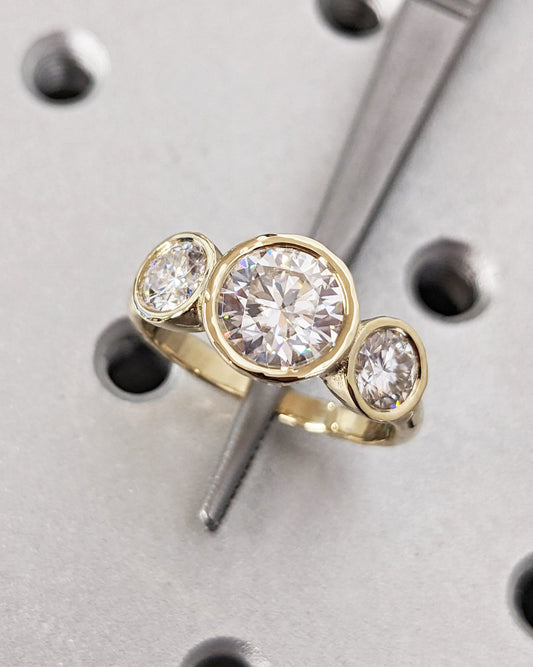 1.2 CT Round Solitaire Moissanite Engagement Ring