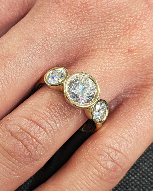 1.2 CT Round Solitaire Moissanite Engagement Ring