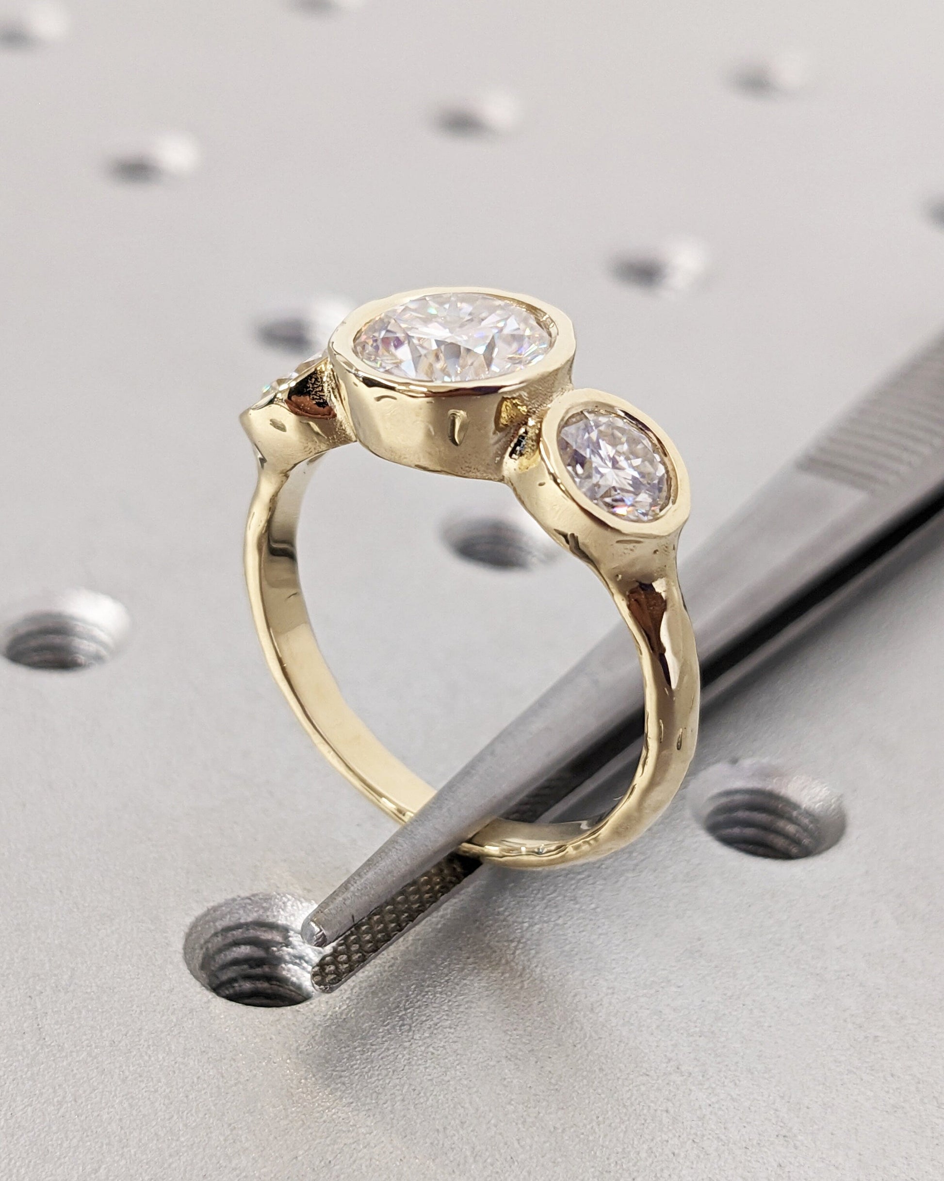 1.2 CT Round Solitaire Moissanite Engagement Ring