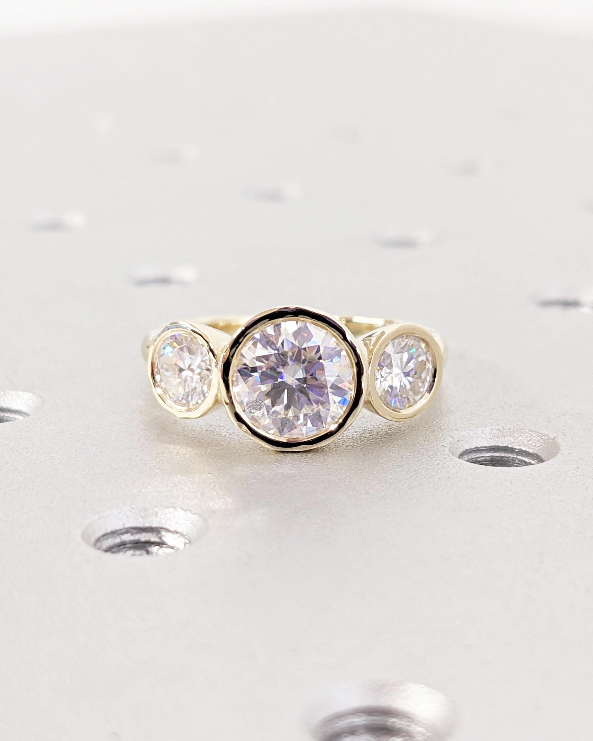 1.2 CT Round Solitaire Moissanite Engagement Ring