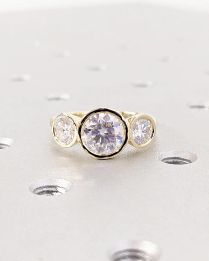 1.2 CT Round Solitaire Moissanite Engagement Ring