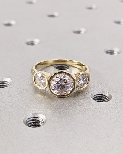 1.2 CT Round Solitaire Moissanite Engagement Ring