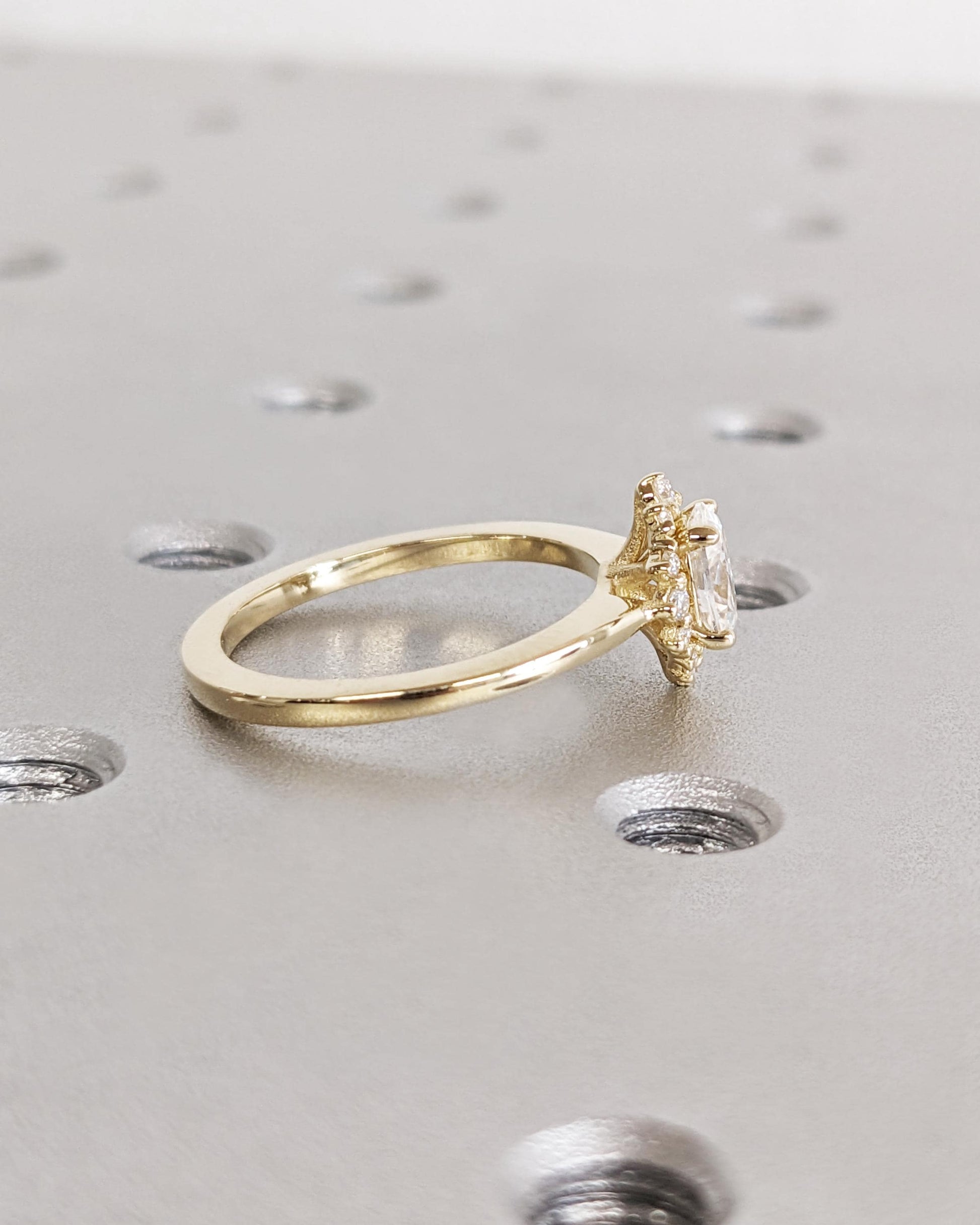 1.2 CT Round Solitaire Moissanite Engagement Ring