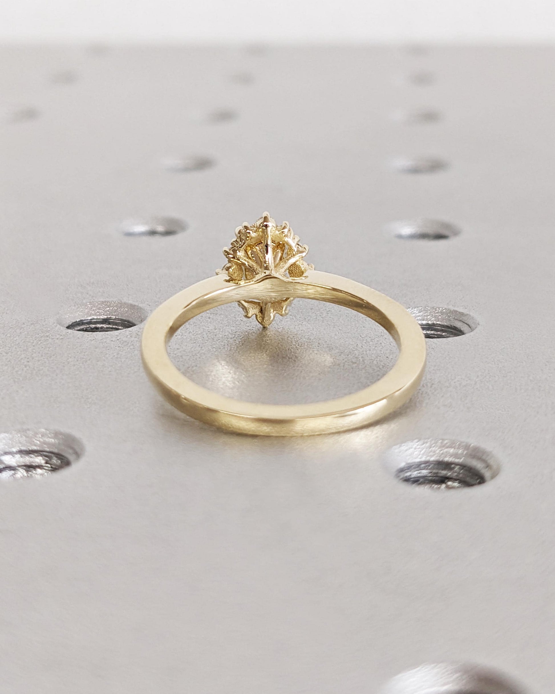1.2 CT Round Solitaire Moissanite Engagement Ring