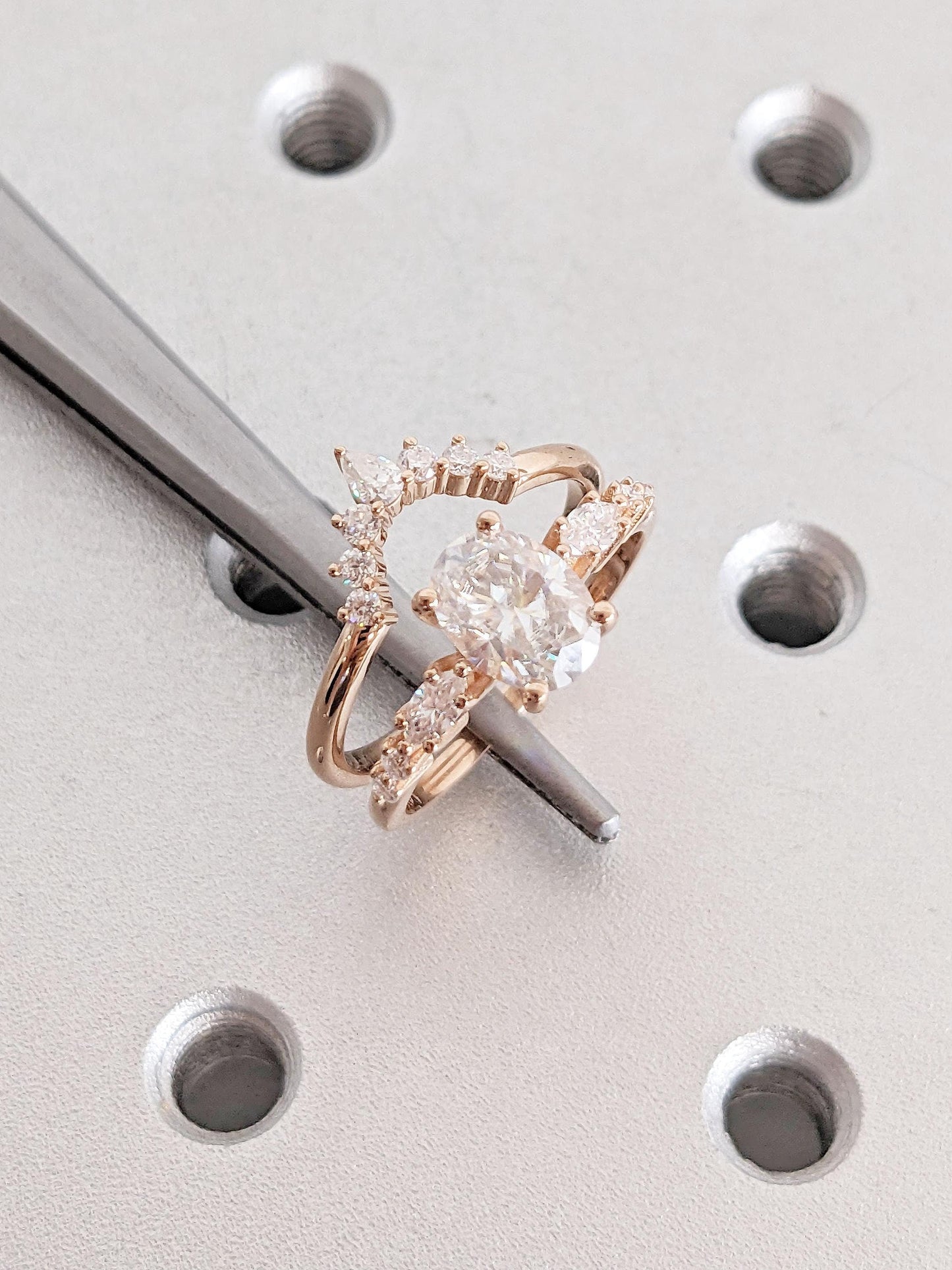 1.2 CT Round Solitaire Moissanite Engagement Ring