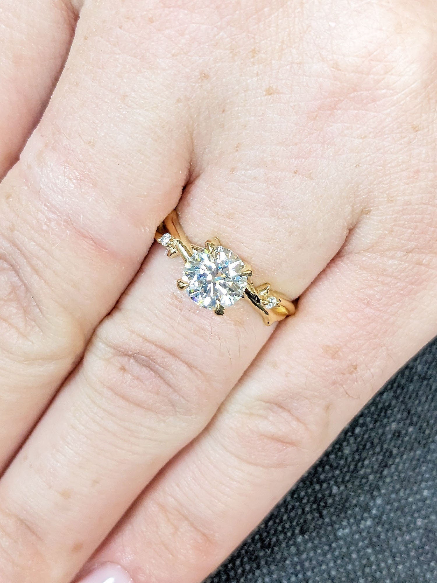 1.2 CT Round Solitaire Moissanite Engagement Ring