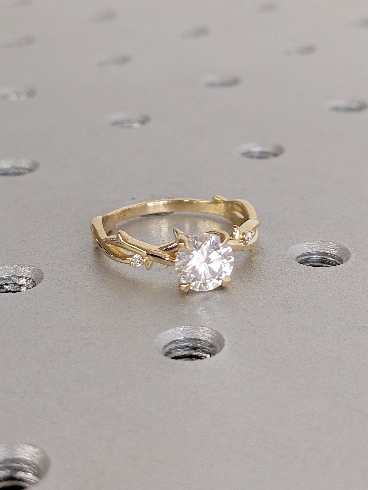 1.2 CT Round Solitaire Moissanite Engagement Ring
