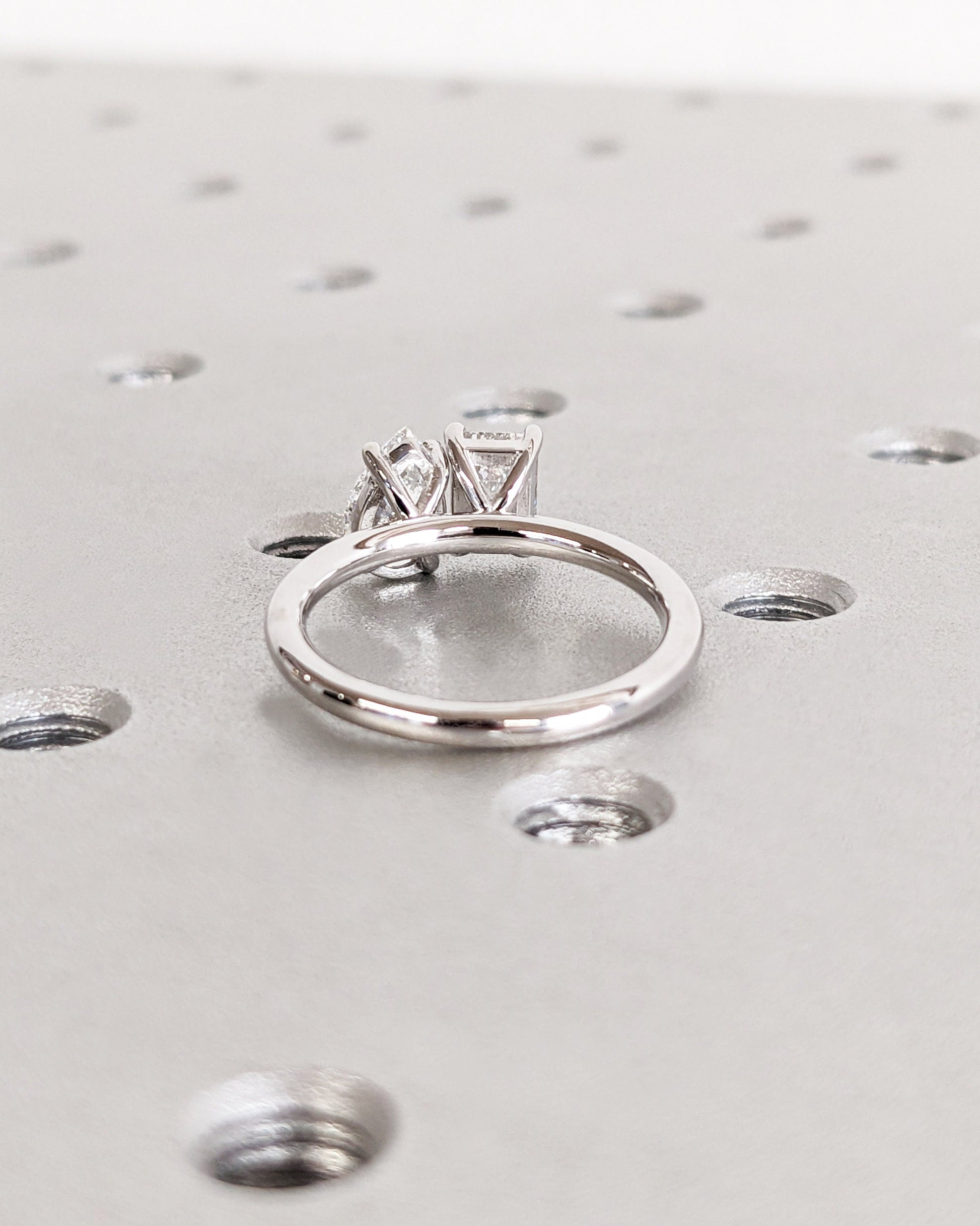 1.2 CT Round Solitaire Moissanite Engagement Ring