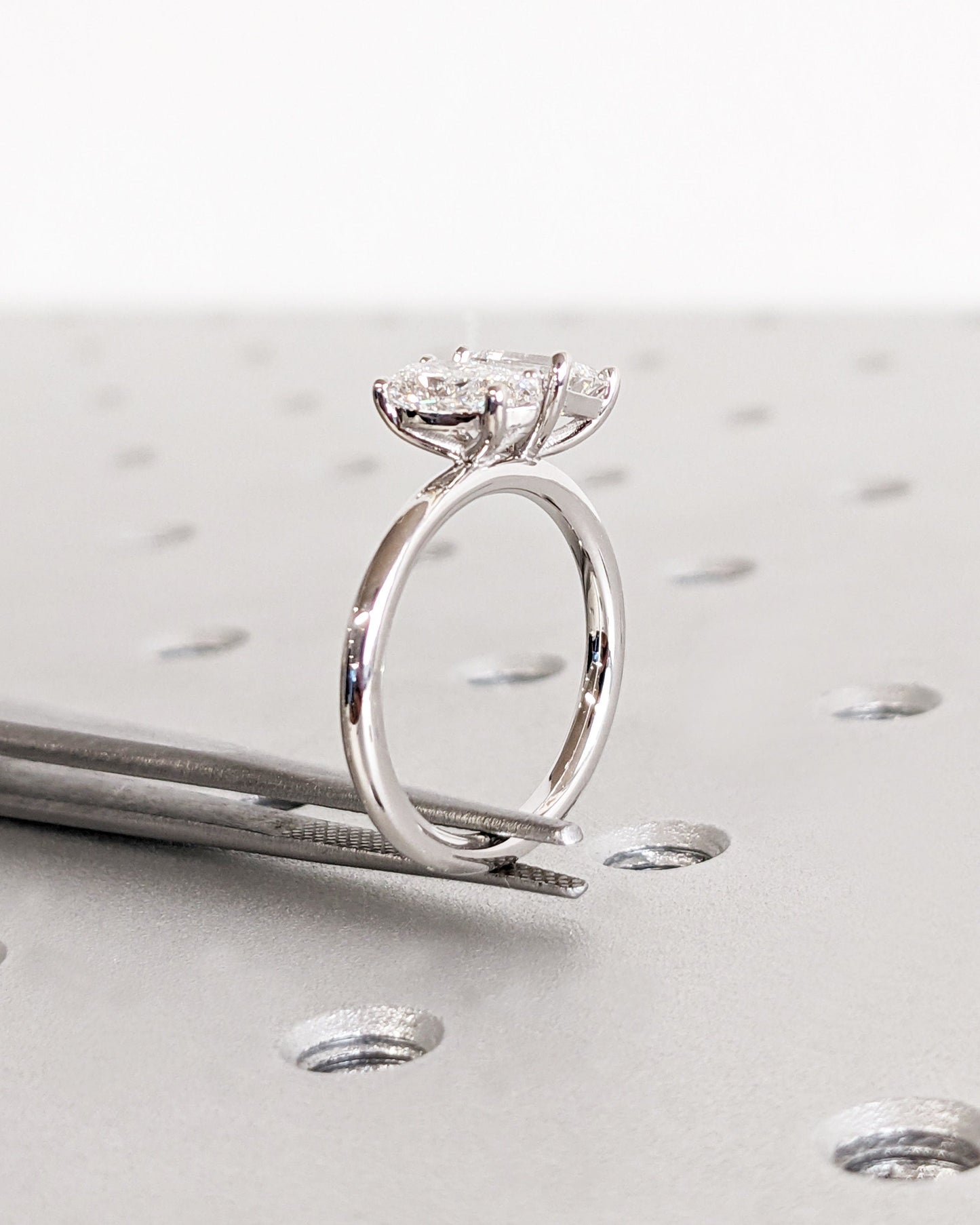 1.2 CT Round Solitaire Moissanite Engagement Ring