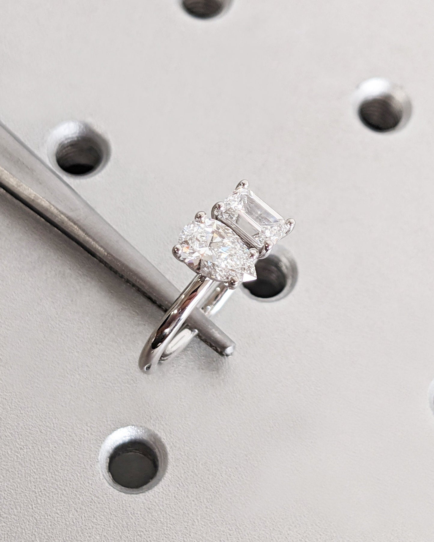 1.2 CT Round Solitaire Moissanite Engagement Ring