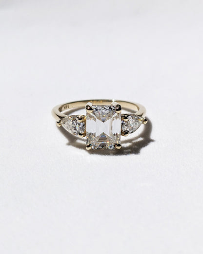 1.2 CT Round Solitaire Moissanite Engagement Ring