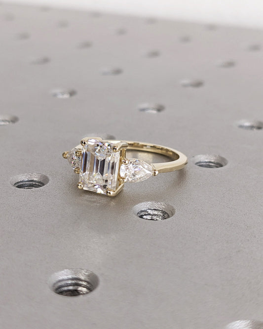 1.2 CT Round Solitaire Moissanite Engagement Ring