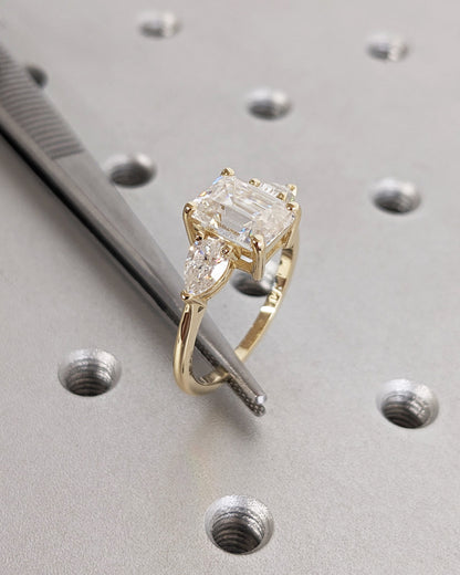 1.2 CT Round Solitaire Moissanite Engagement Ring