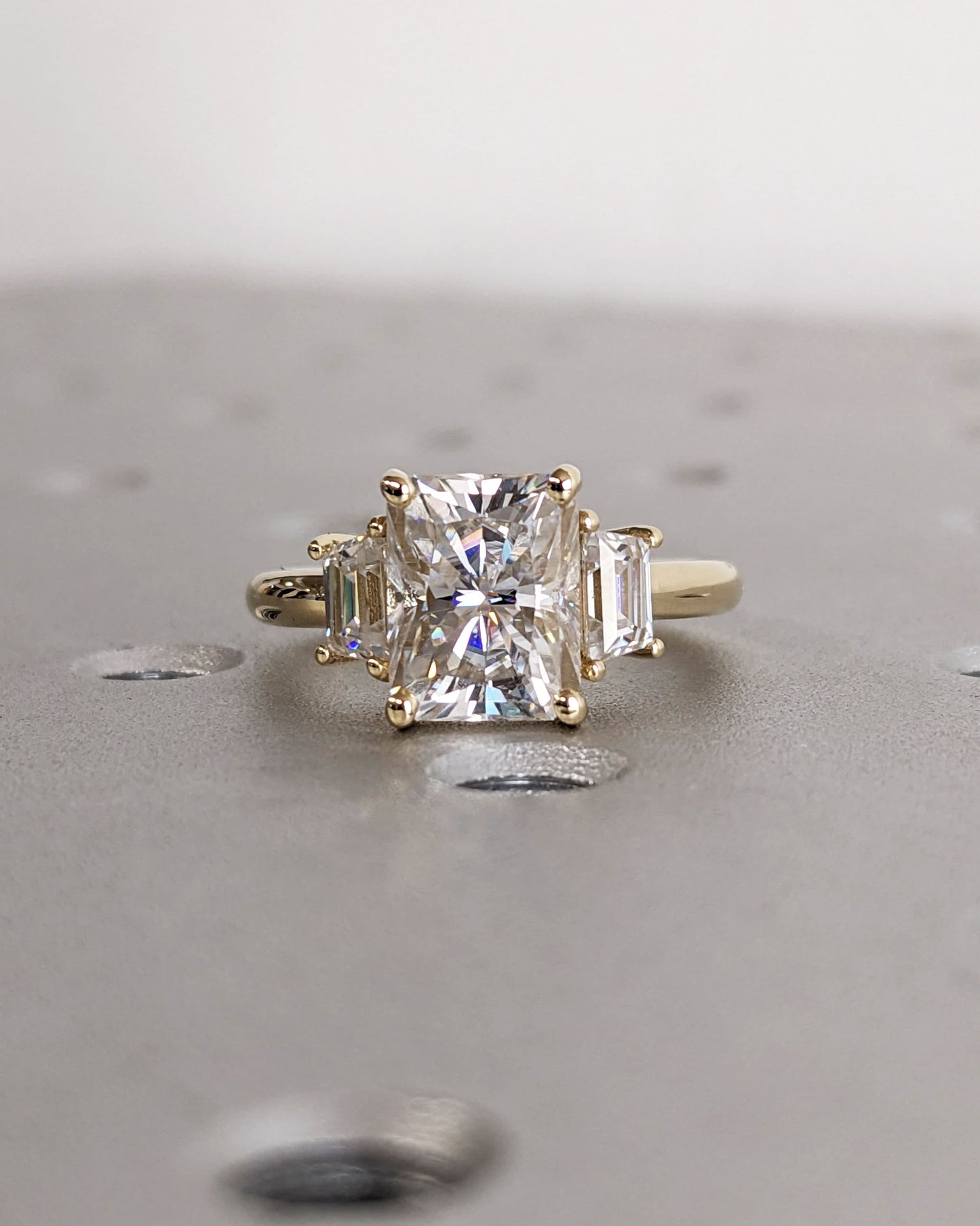 1.2 CT Round Solitaire Moissanite Engagement Ring