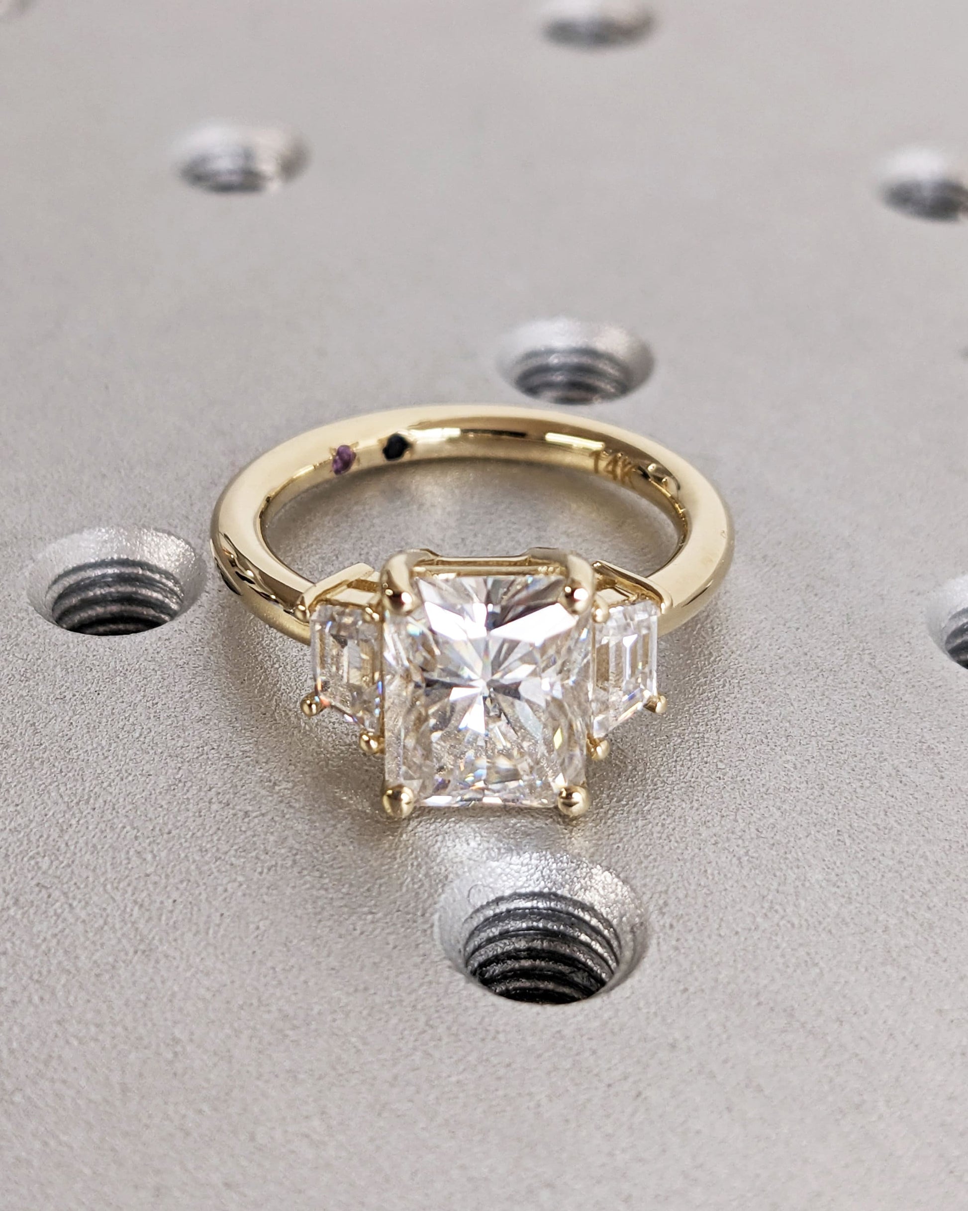1.2 CT Round Solitaire Moissanite Engagement Ring
