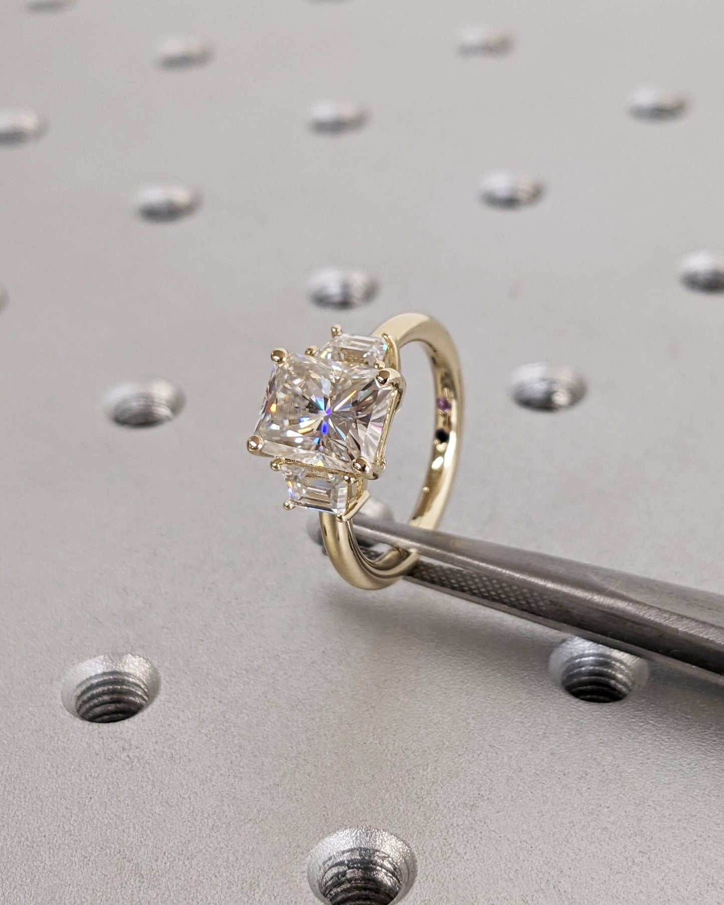 1.2 CT Round Solitaire Moissanite Engagement Ring