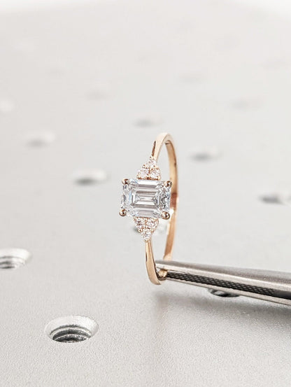1.2 CT Round Solitaire Moissanite Engagement Ring