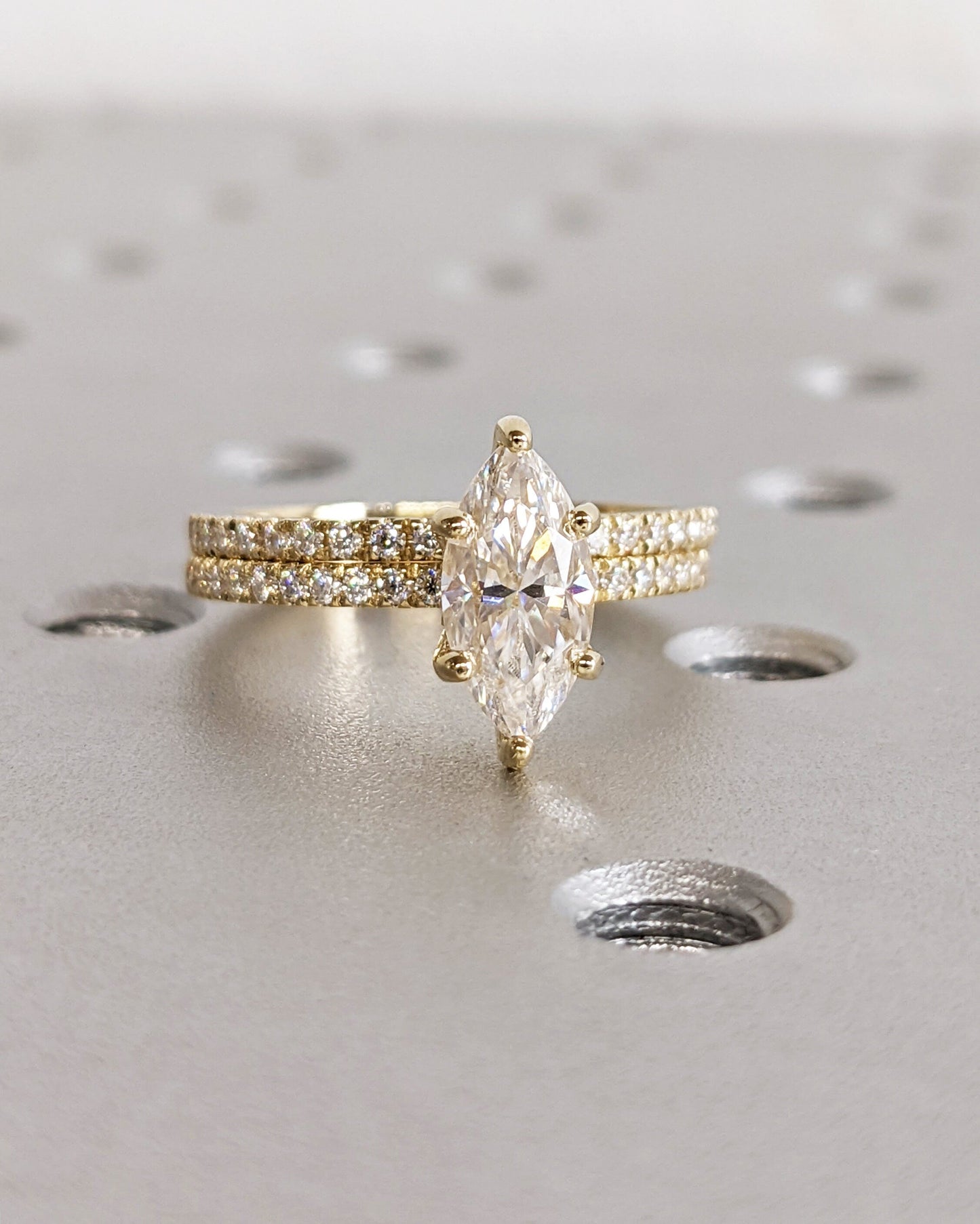 1.2 CT Round Solitaire Moissanite Engagement Ring