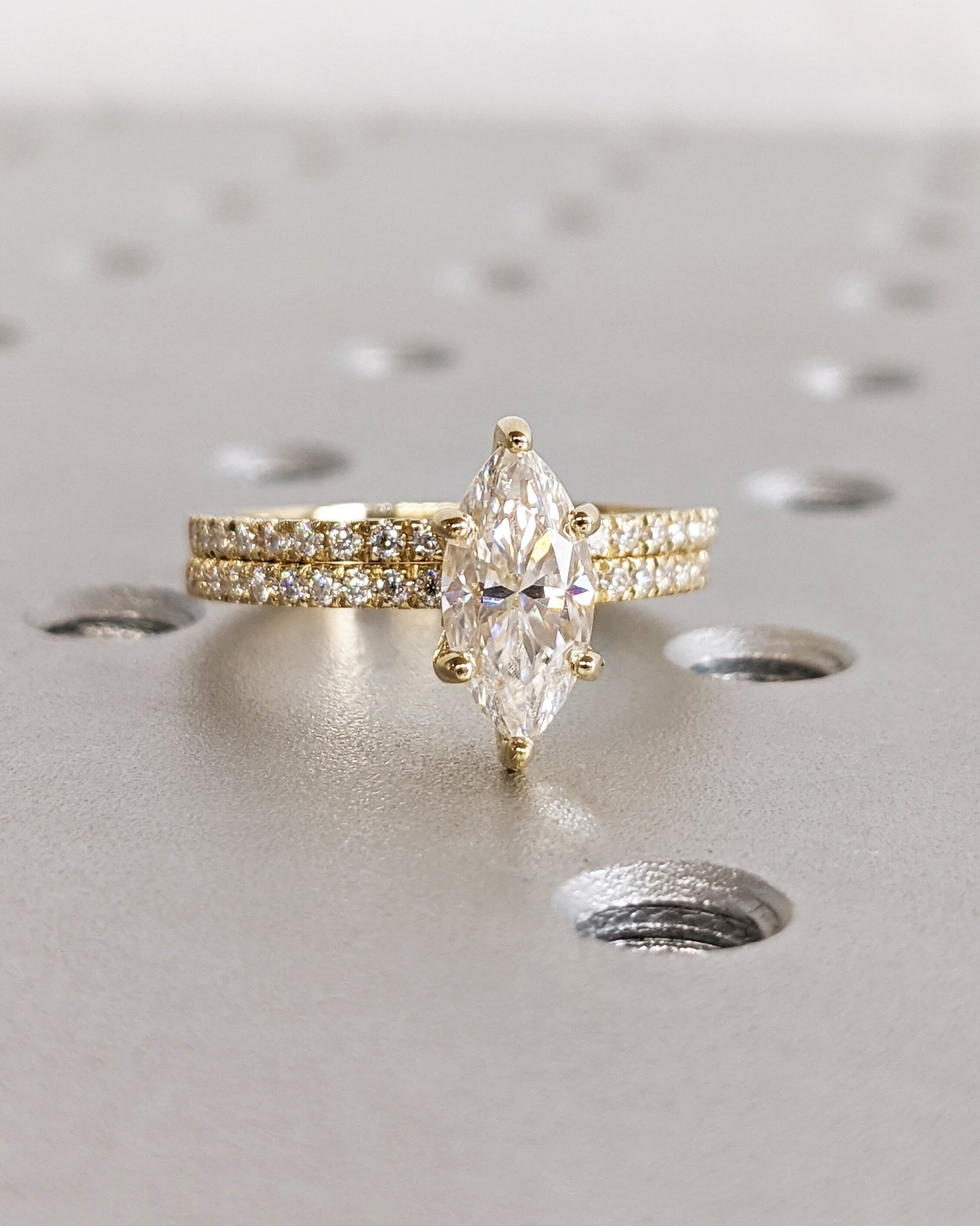 1.2 CT Round Solitaire Moissanite Engagement Ring