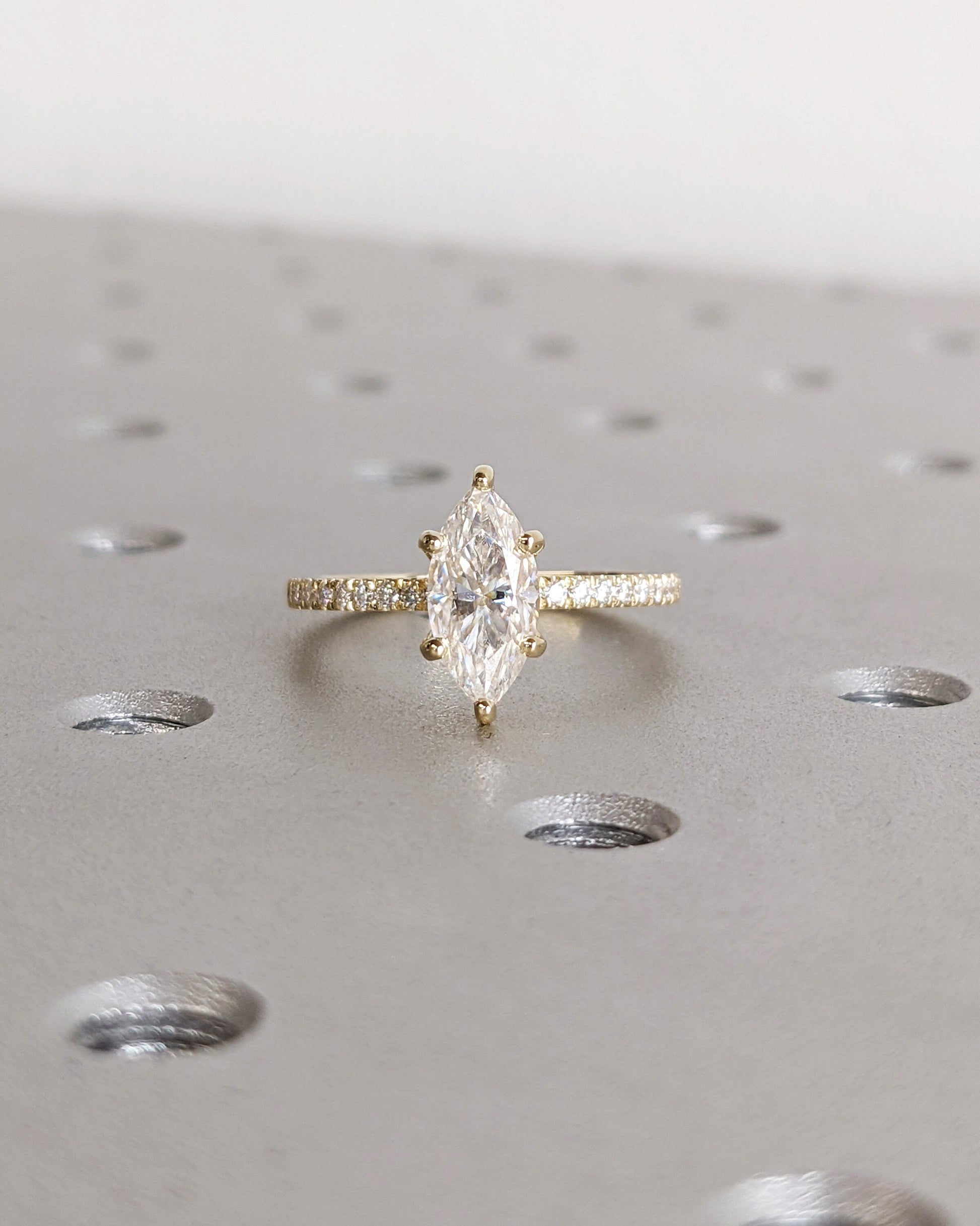 1.2 CT Round Solitaire Moissanite Engagement Ring