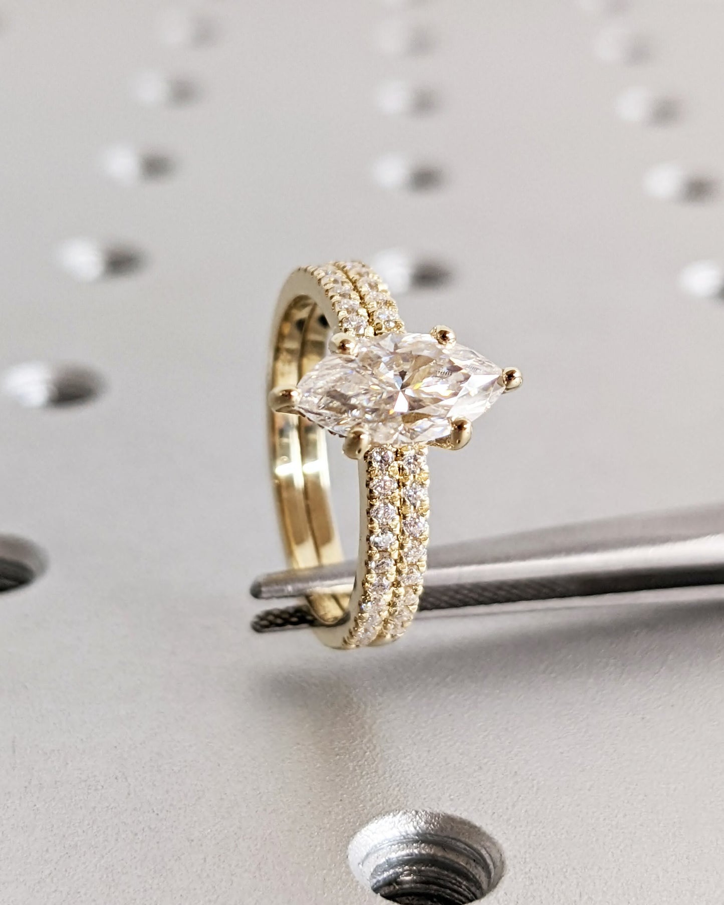 1.2 CT Round Solitaire Moissanite Engagement Ring