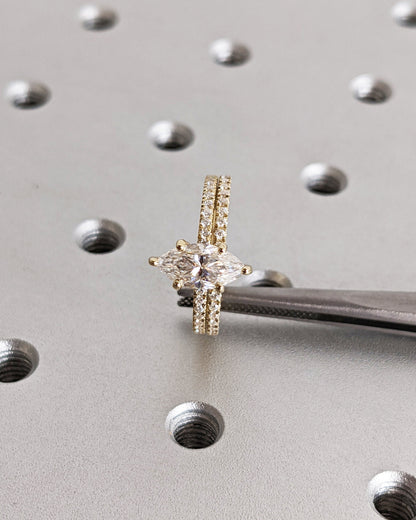 1.2 CT Round Solitaire Moissanite Engagement Ring