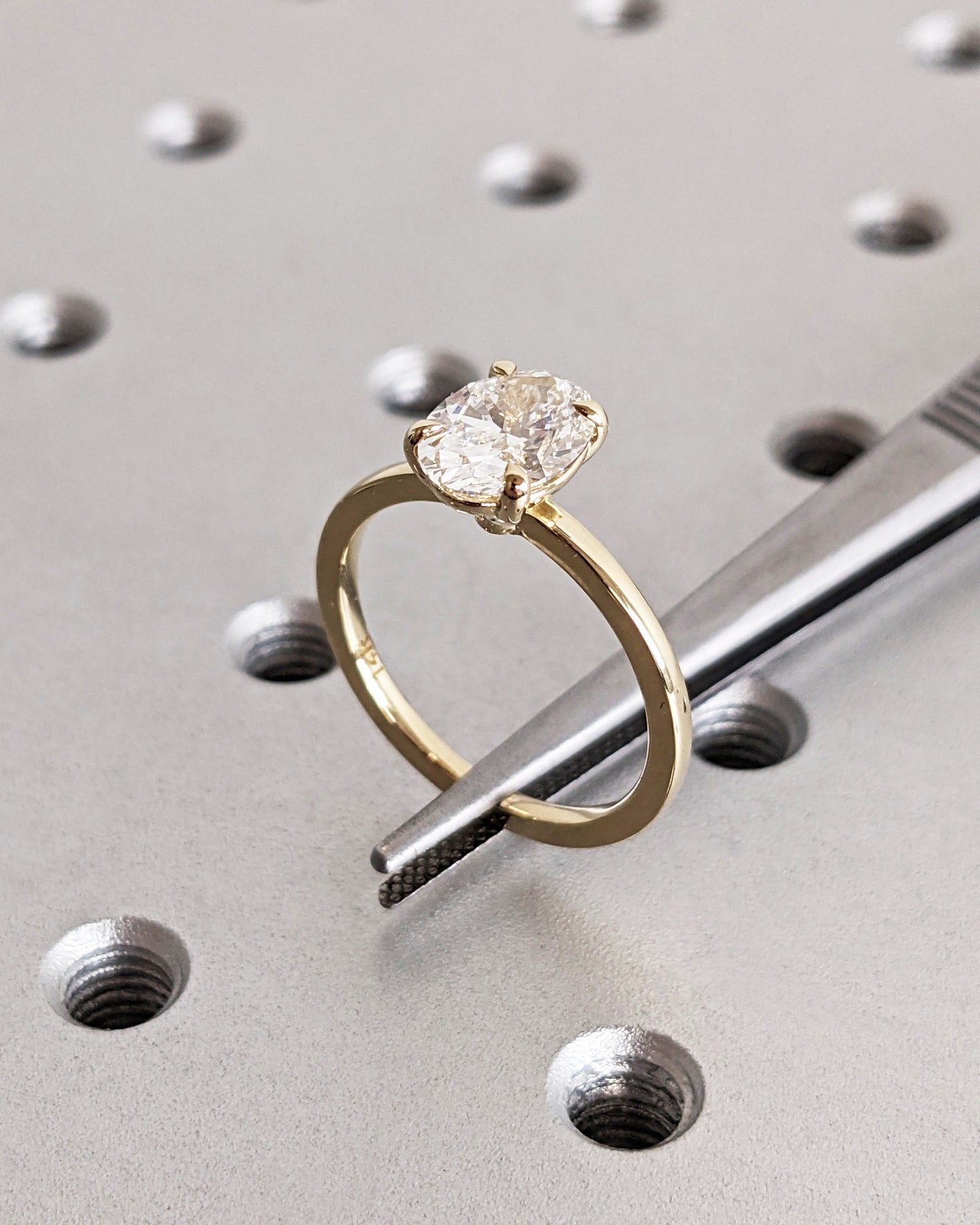 1.2 CT Round Solitaire Moissanite Engagement Ring