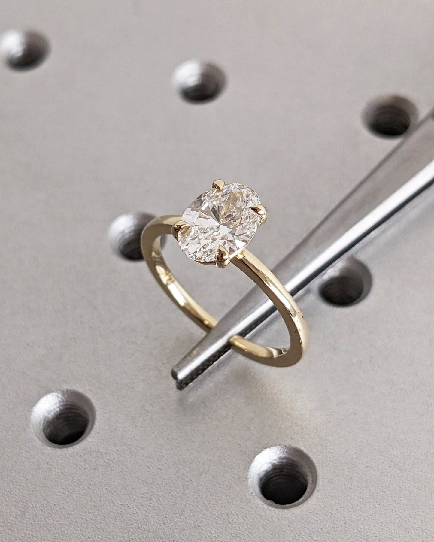 1.2 CT Round Solitaire Moissanite Engagement Ring