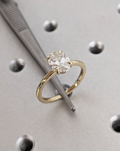 1.2 CT Round Solitaire Moissanite Engagement Ring