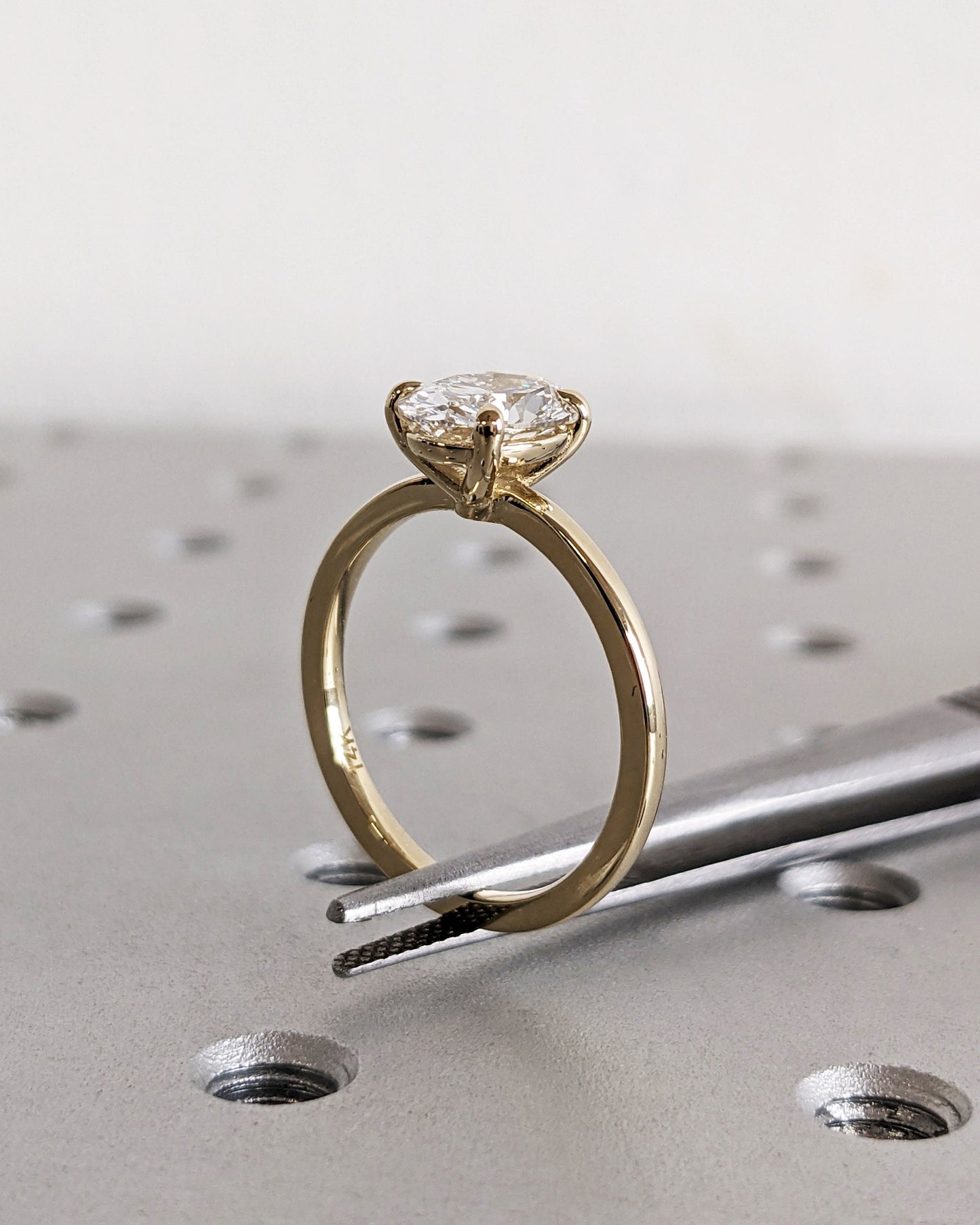 1.2 CT Round Solitaire Moissanite Engagement Ring