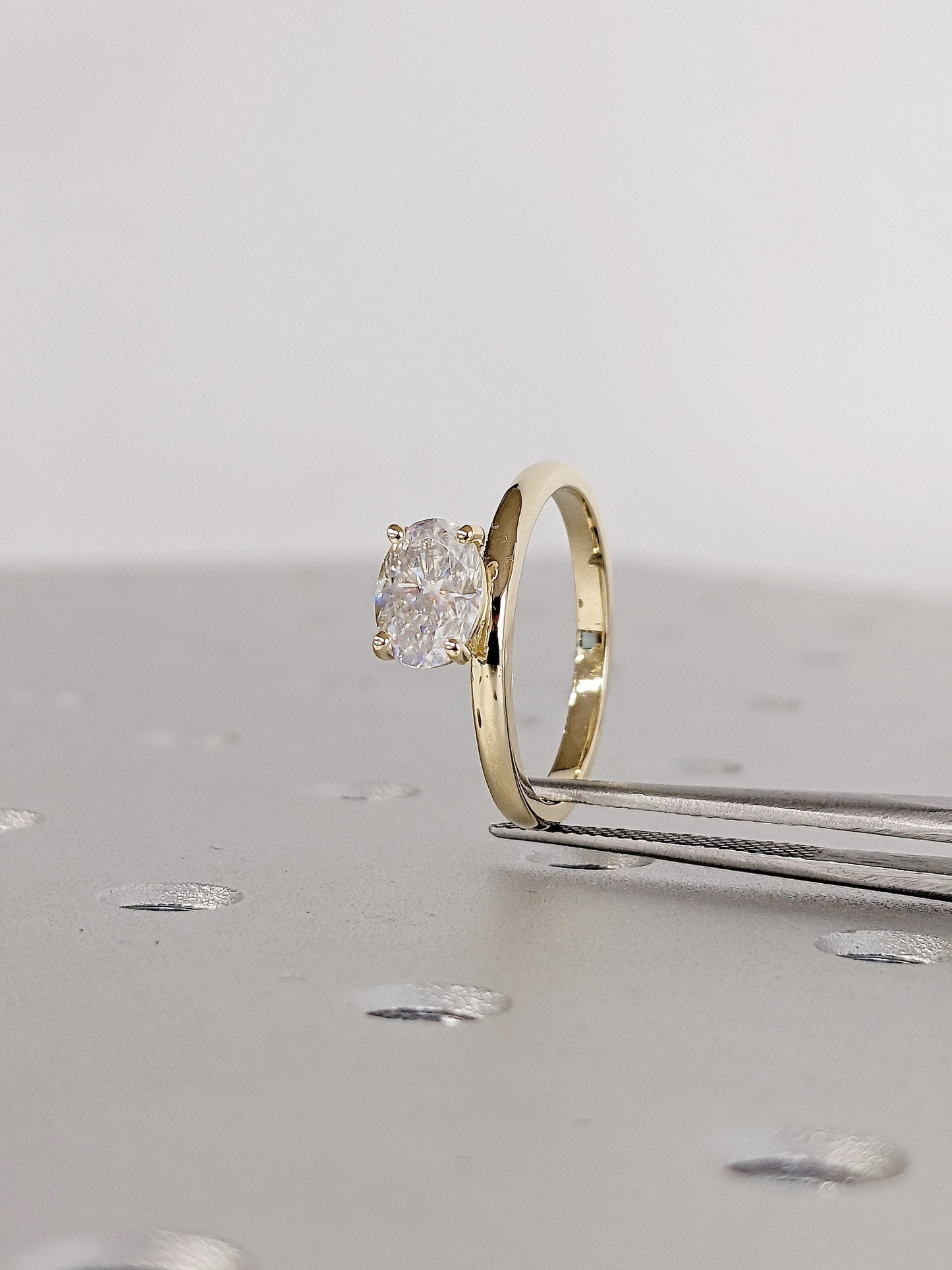 1.2 CT Round Solitaire Moissanite Engagement Ring