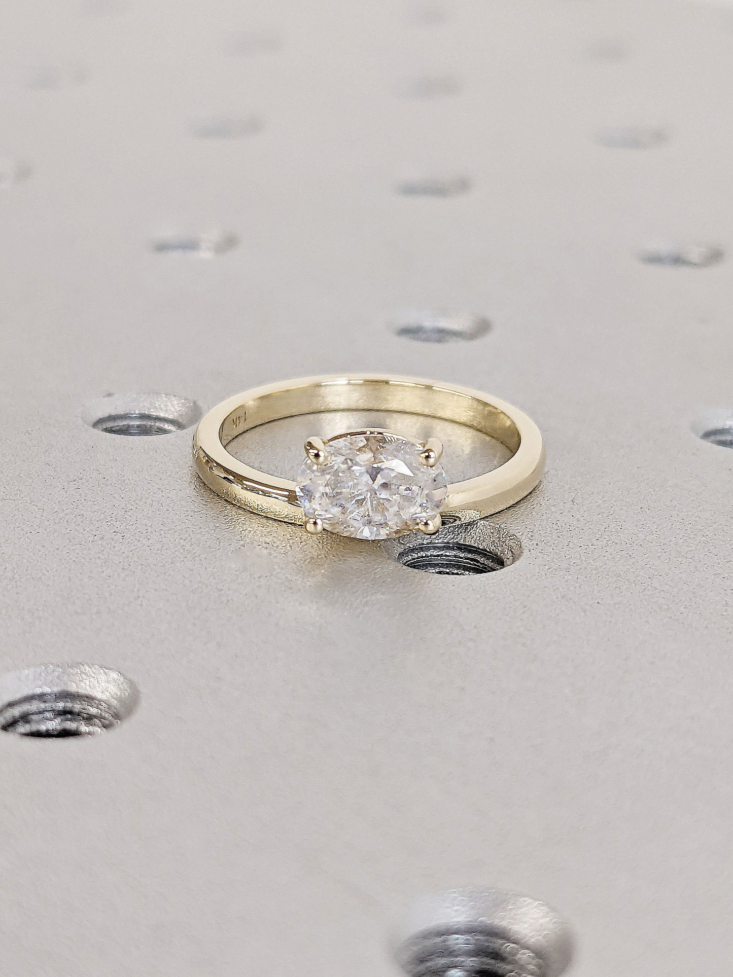 1.2 CT Round Solitaire Moissanite Engagement Ring
