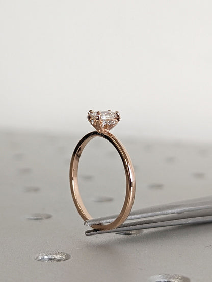 1.2 CT Round Solitaire Moissanite Engagement Ring